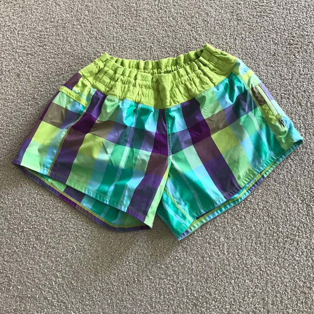 Lululemon Tracker Short Foxy Plaid size 8